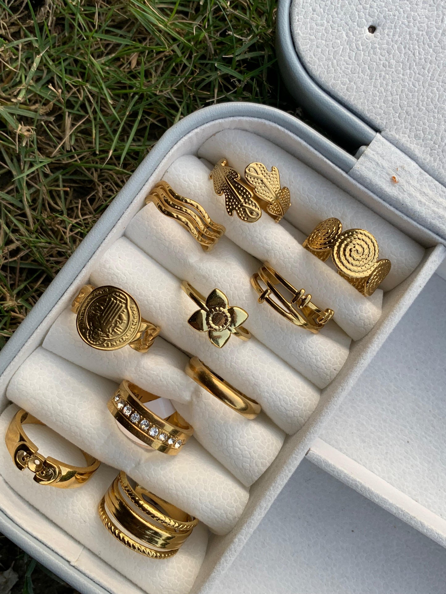 Pair of any 3 Stainless rings