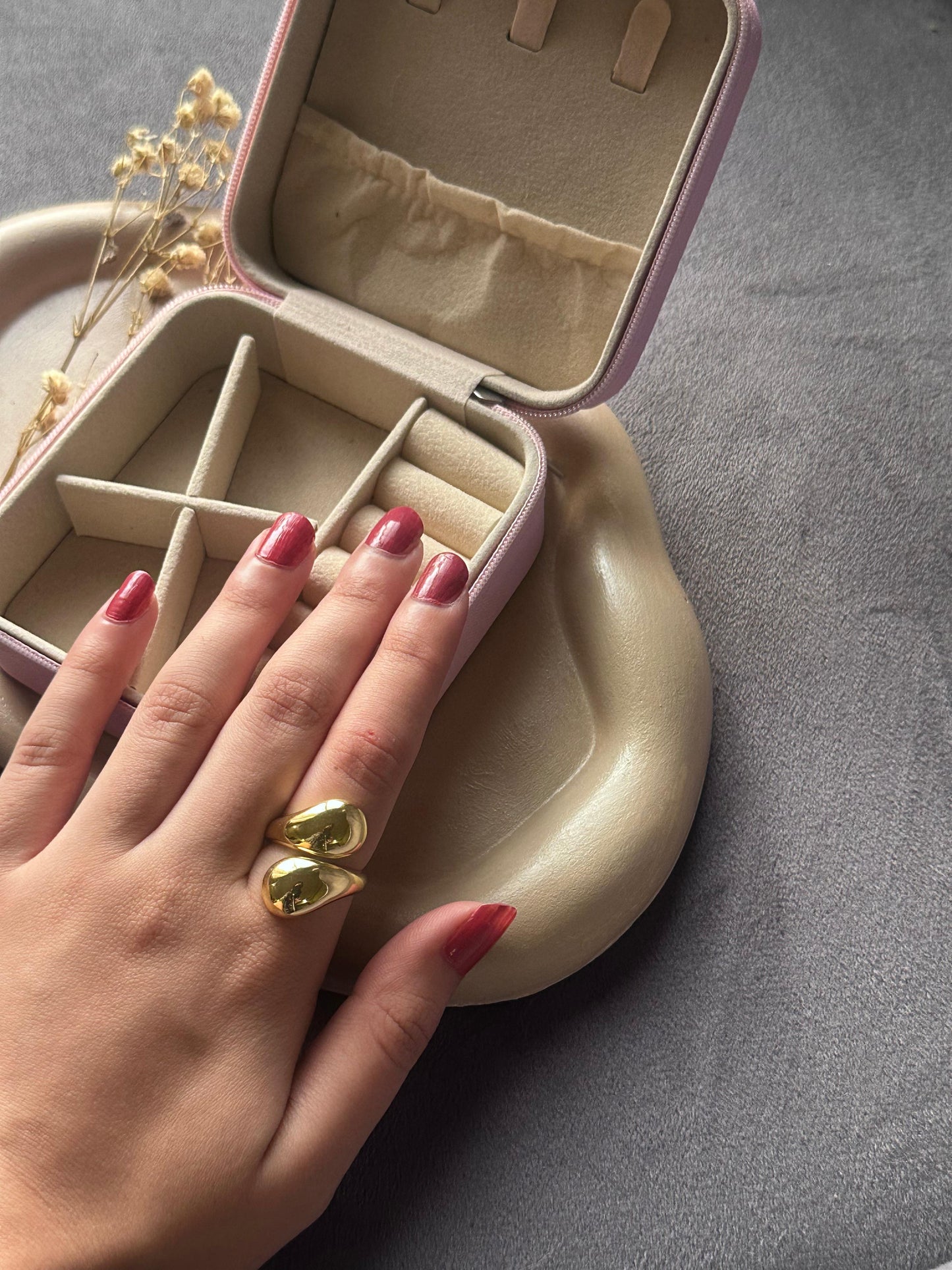 Pair of 3 stainless rings