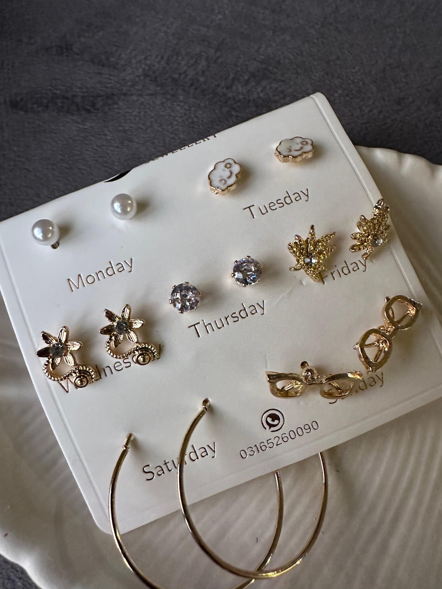 Earring set