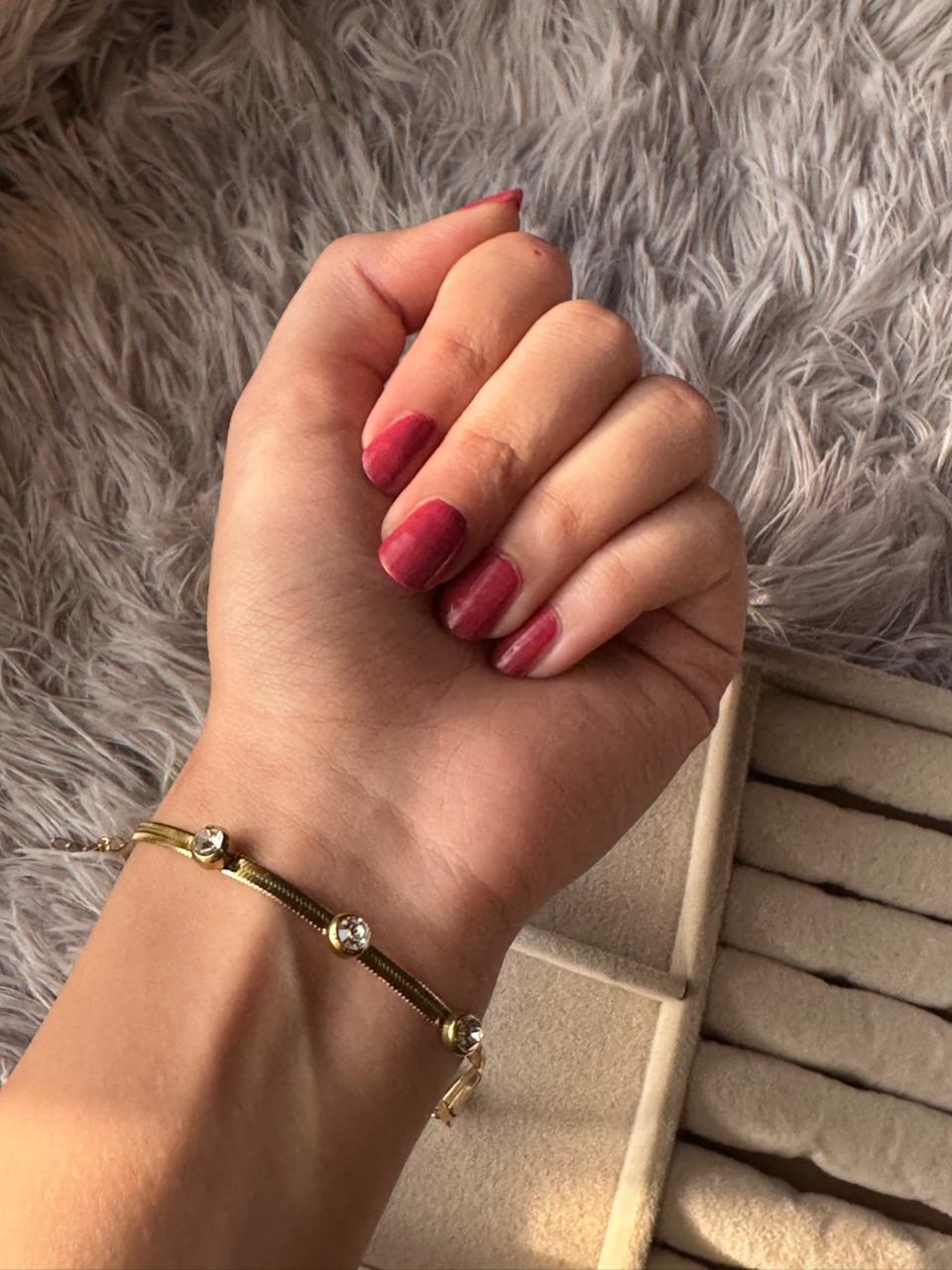 White bead stainless bracelet